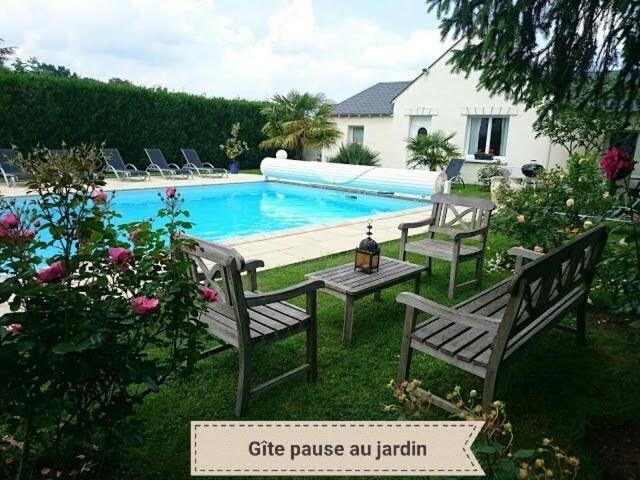 Gite Pause Au Jardin Saint-Branchs Exterior foto