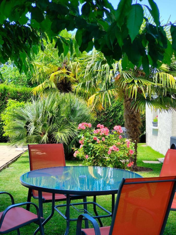 Gite Pause Au Jardin Saint-Branchs Exterior foto