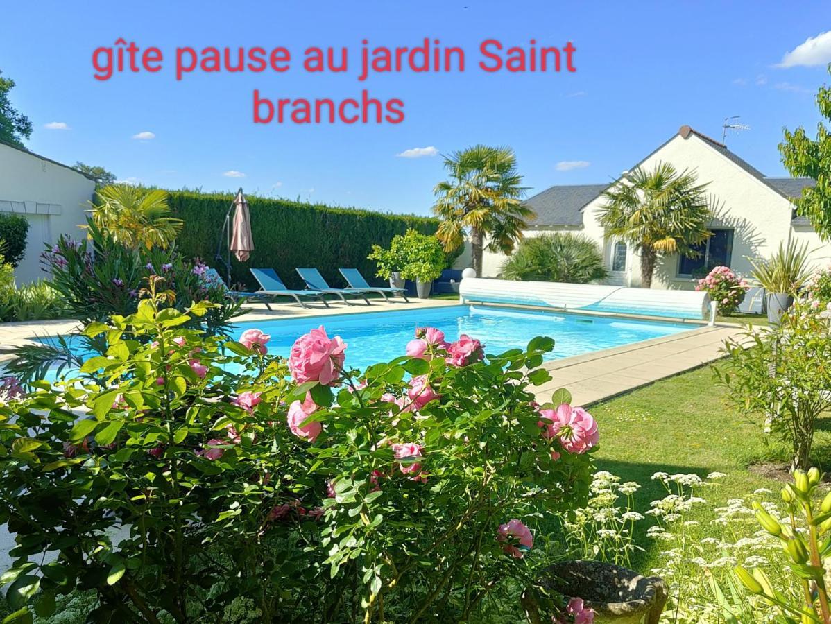 Gite Pause Au Jardin Saint-Branchs Exterior foto